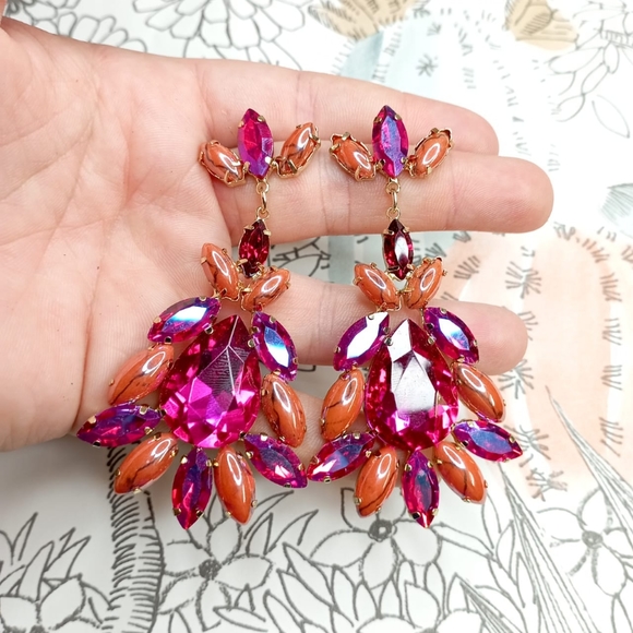 ✨NEW CRYSTAL EARRINGS COLLECTION✨ Smoky Cubic Zirconia Brass Colour Earr… - Picture 12 of 15